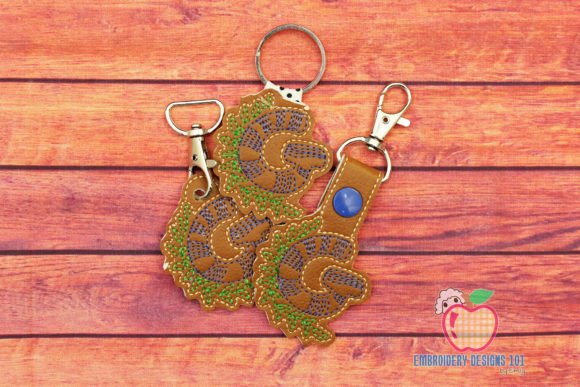 Reviewing LETTERS G in the Hoop Keyfob for Holiday Sales